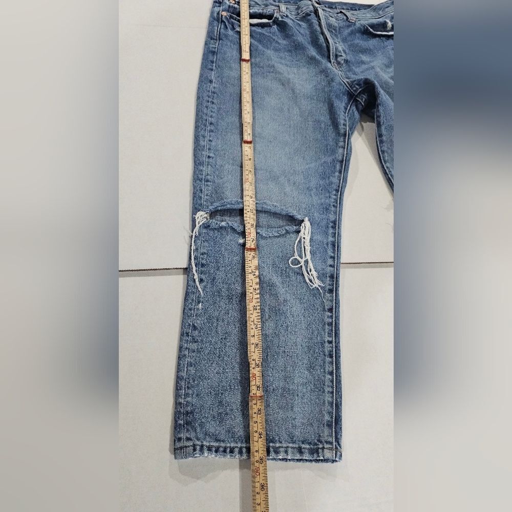 Gap Boyfriend Distressed Denim Jean Size 8 / 29 - Picture 7 of 8